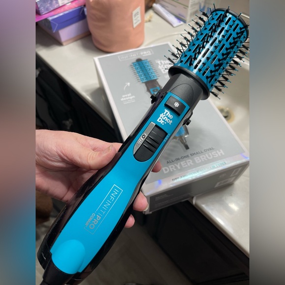 Infiniti Pro by Conair with The Knot Dr (turquoise) - Picture 4 of 8